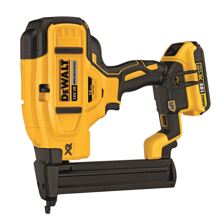 Dewalt dcn681d2 nietmachine | bl | 2x 18 v 2.0 ah xr li-ion | +tstak - dcn681d2-qw