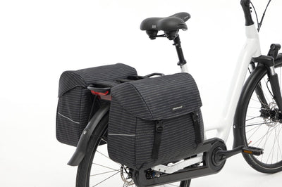 Joli dubbele fietstas MIK adapter - waterafstotend polyester - 37L - 1.7kg - Nomi Black - sportieve fietstas