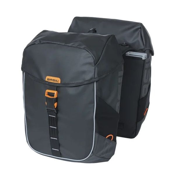 Basil dubbele fietstas miles tarpaulin mik 34 liter 13 x 25 x 37 cm - zwart oranje