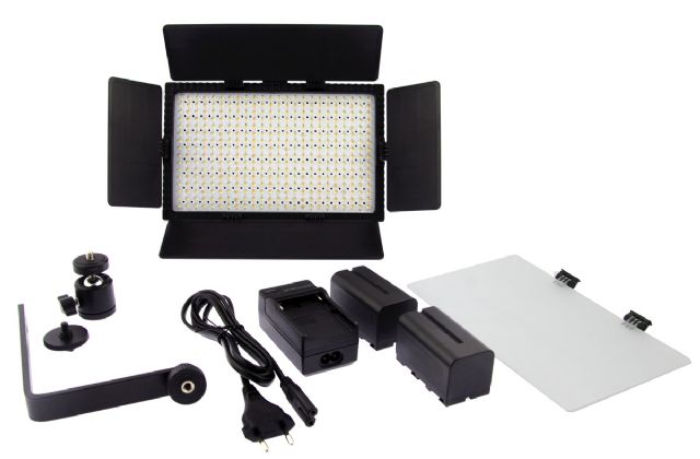 Falcon Eyes Bi-Color LED Lamp Set Dimbaar DV-384CT-K2 incl. Accu