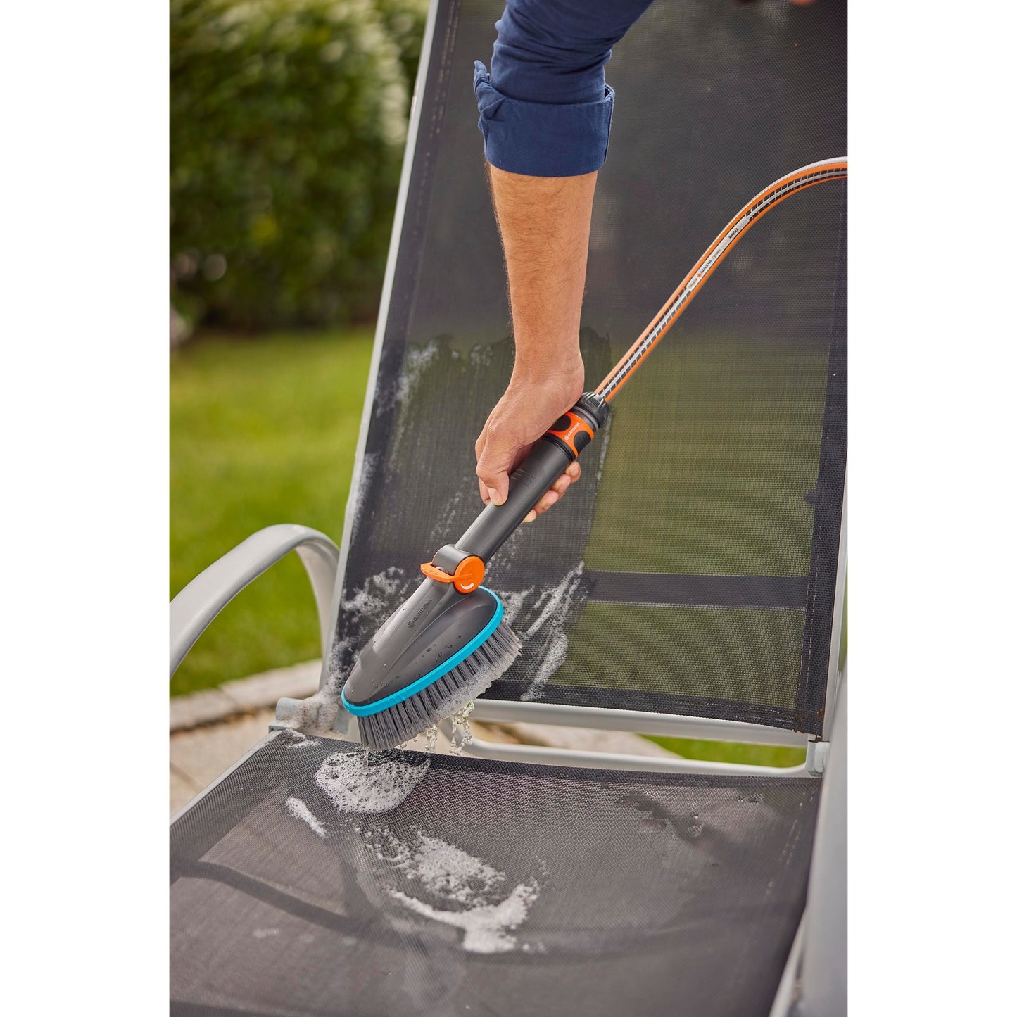 Gardena cleansystem handborstel m zacht wasborstel (grijs turquoise, 18842-20, met slangaansluiting)