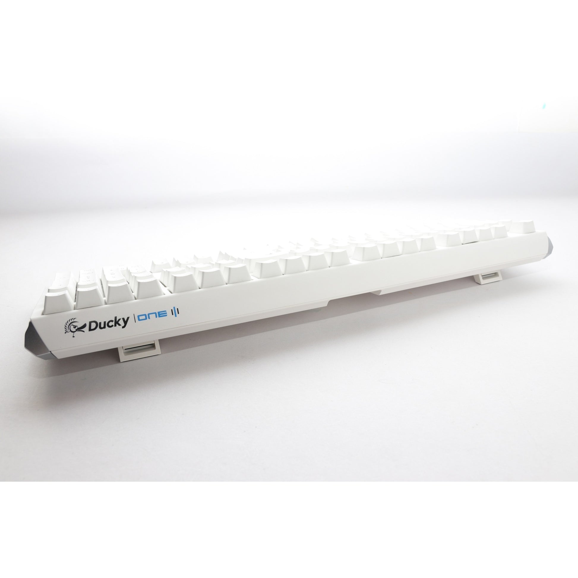 Ducky one 3 classic pure white rgb mechanisch toetsenbord (wit, us lay-out (qwerty), cherry mx silent red, 100%, rgb led, double-shot pbt, hot-swappable, quack mechanics)