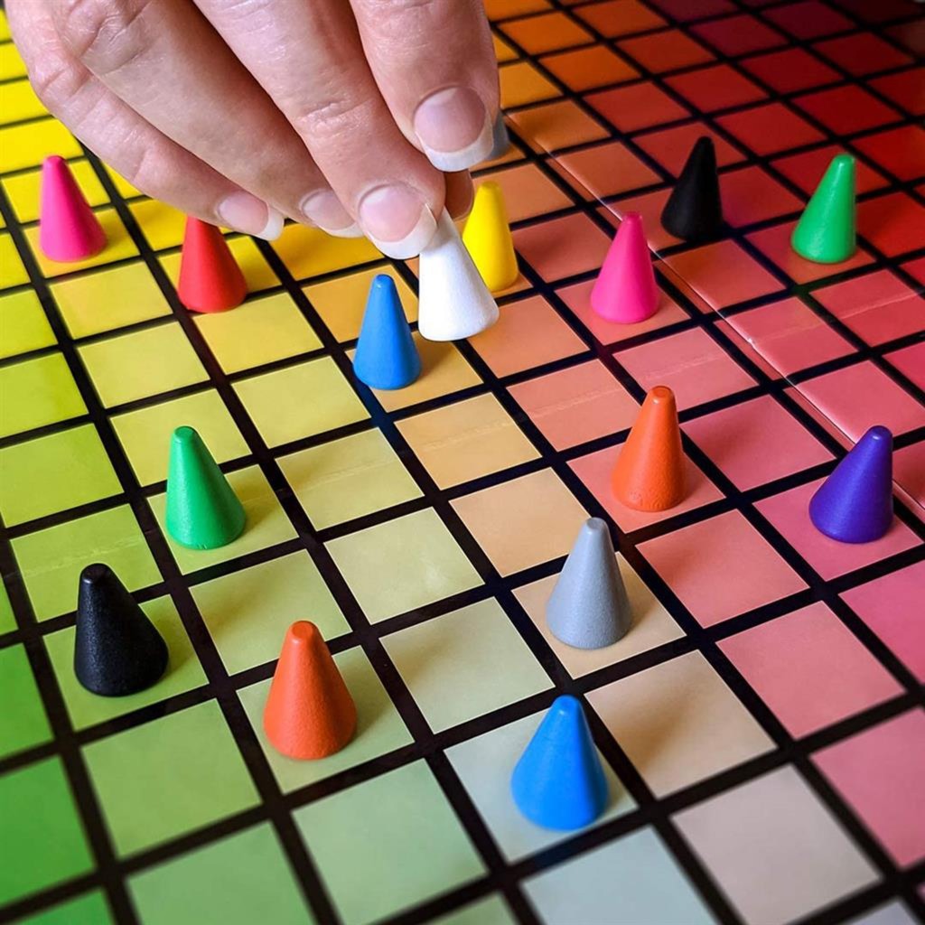 European player network hues and cues bordspel (engels, frans, 3 - 6 spelers, 30 minuten, vanaf 8 jaar)