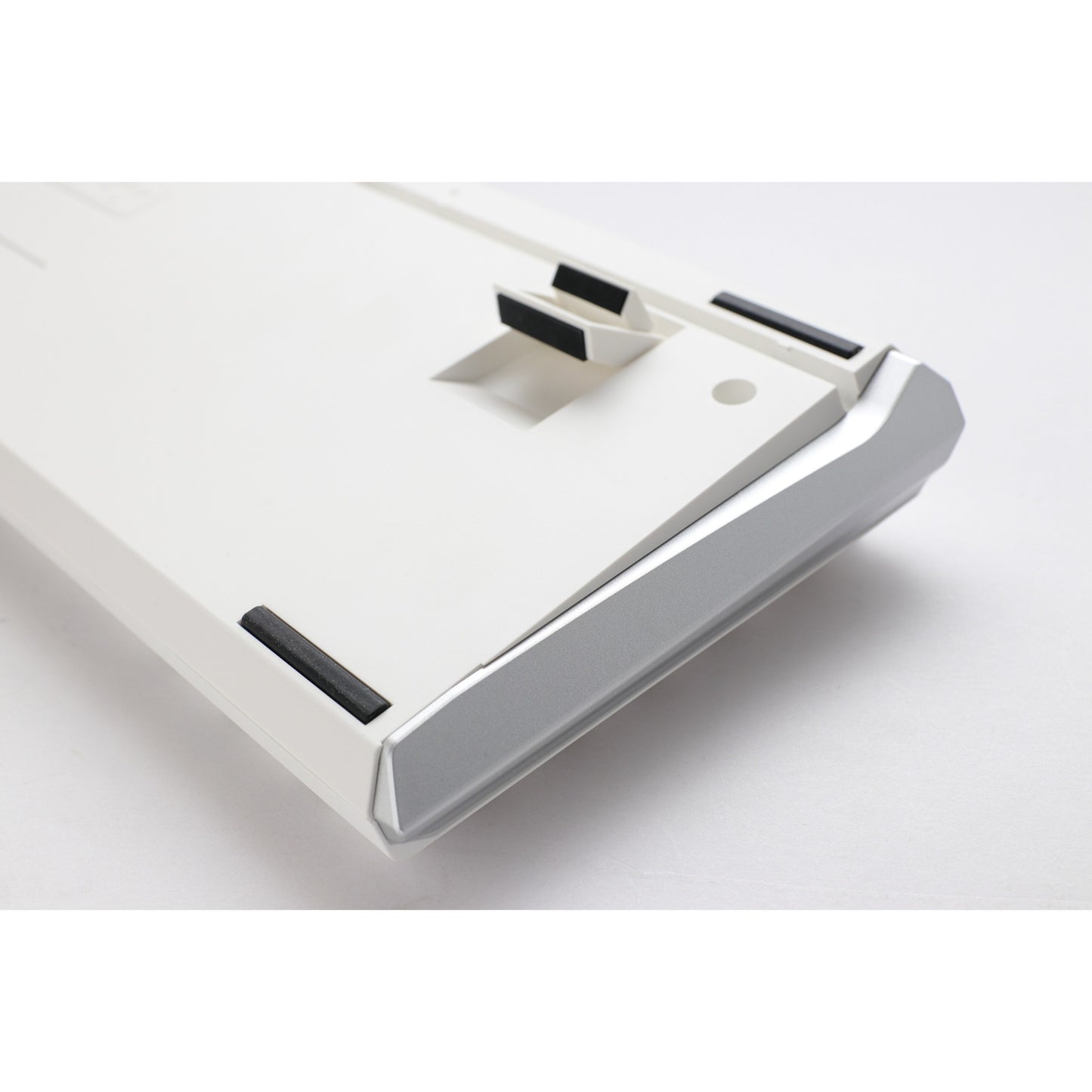 Ducky one 3 classic pure white tkl rgb mechanisch toetsenbord (wit, us lay-out (qwerty), cherry mx speed silver, 80% (tkl), rgb leds, double-shot pbt, hot-swappable, quack mechanics)