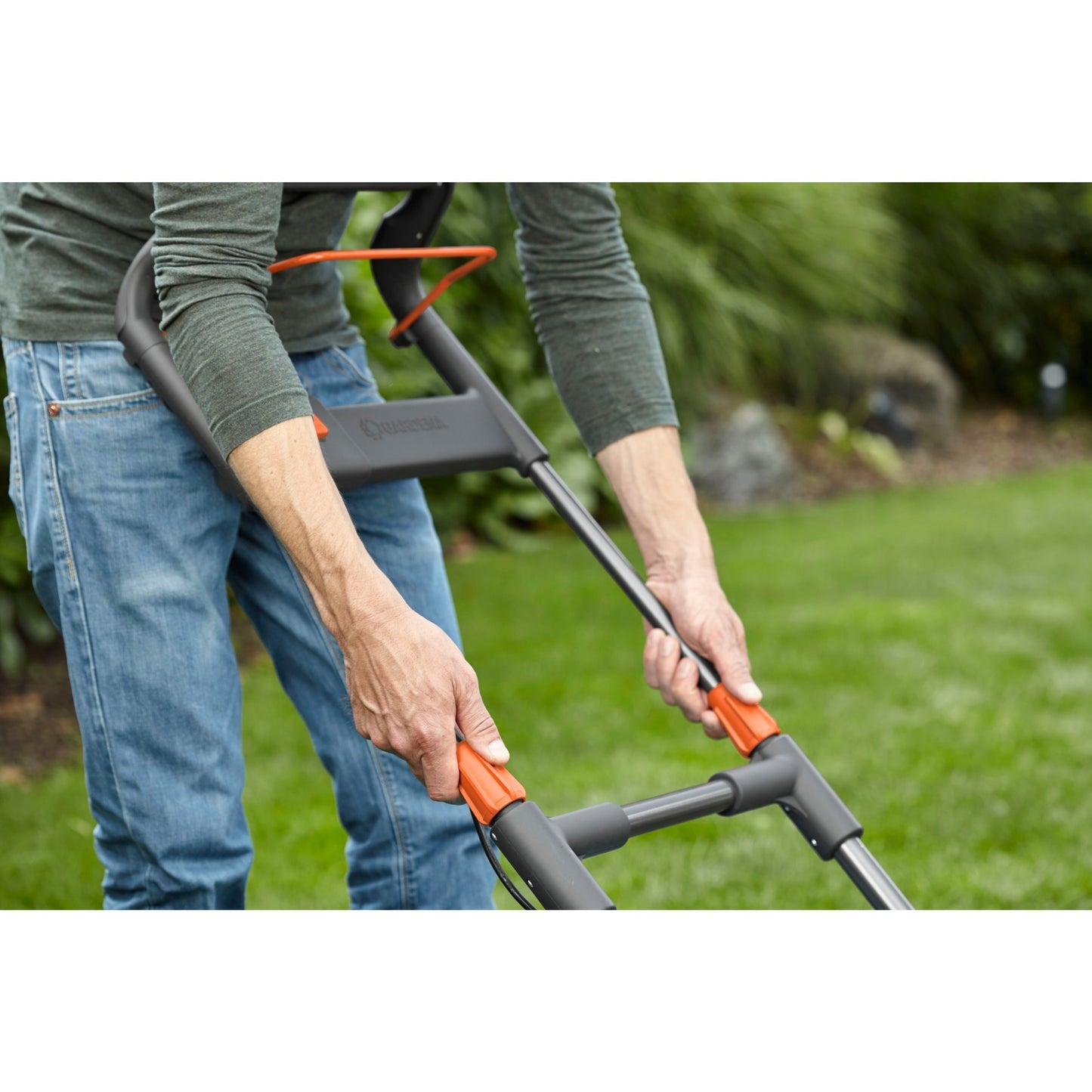 Gardena powermax™ elektrische grasmaaier - maaibreedte 42 cm - gazons tot ca. 800m²