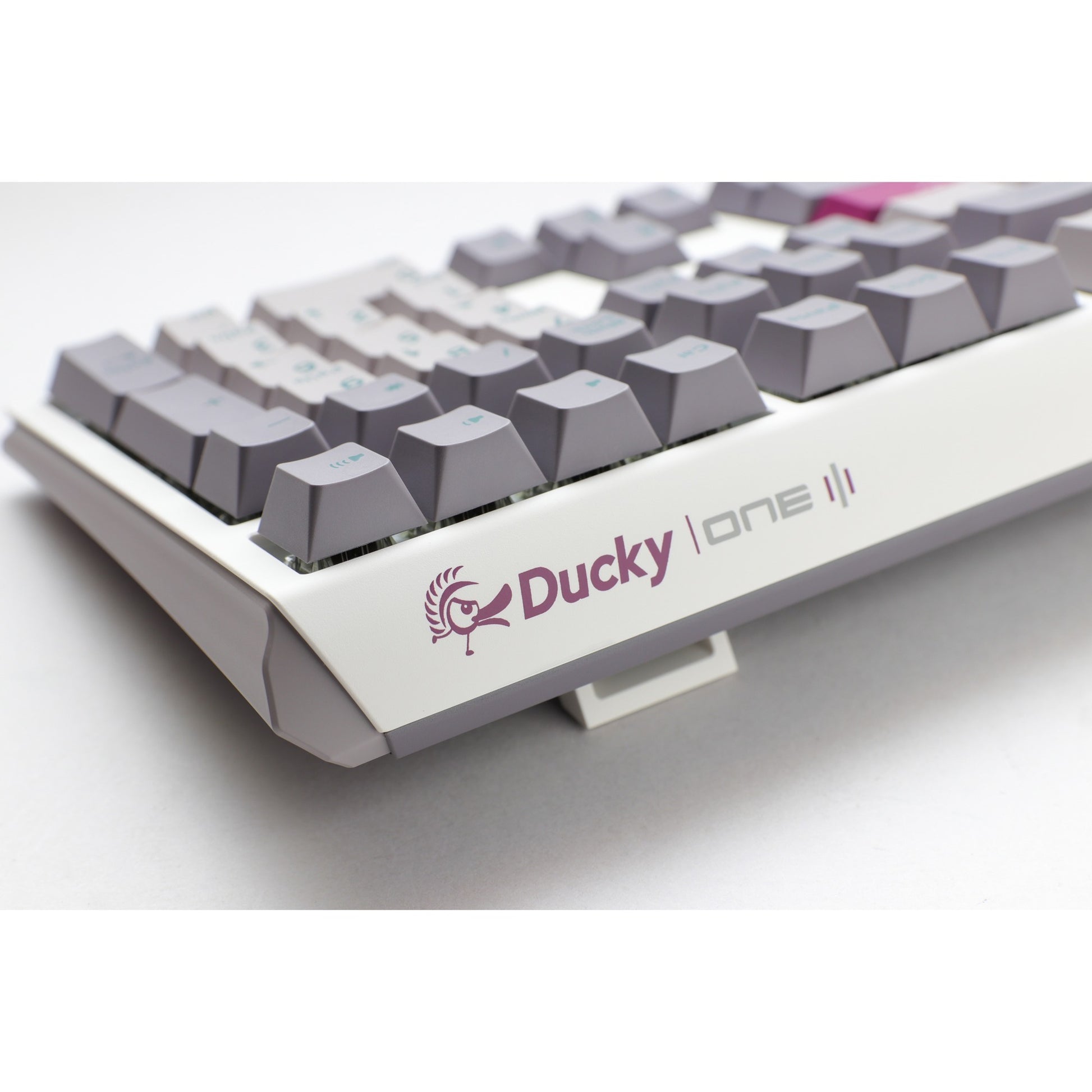 Ducky one 3 mist grey rgb mechanisch toetsenbord (lichtgrijs, us lay-out (qwerty), cherry mx red, 100%, rgb led, double-shot pbt, hot-swappable, quack mechanics)