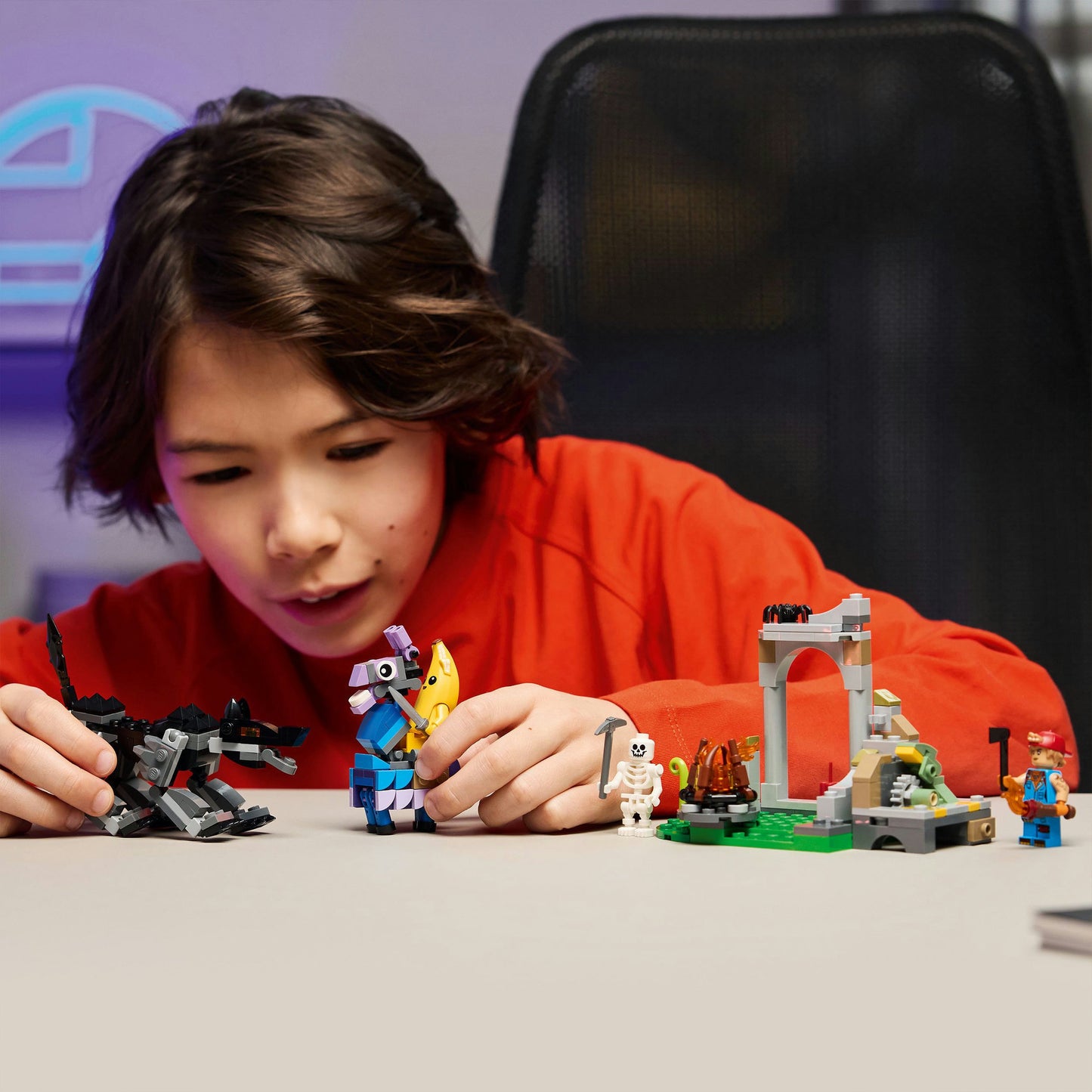 Lego ® fortnite® peely en sparkplugs kamp - 77075