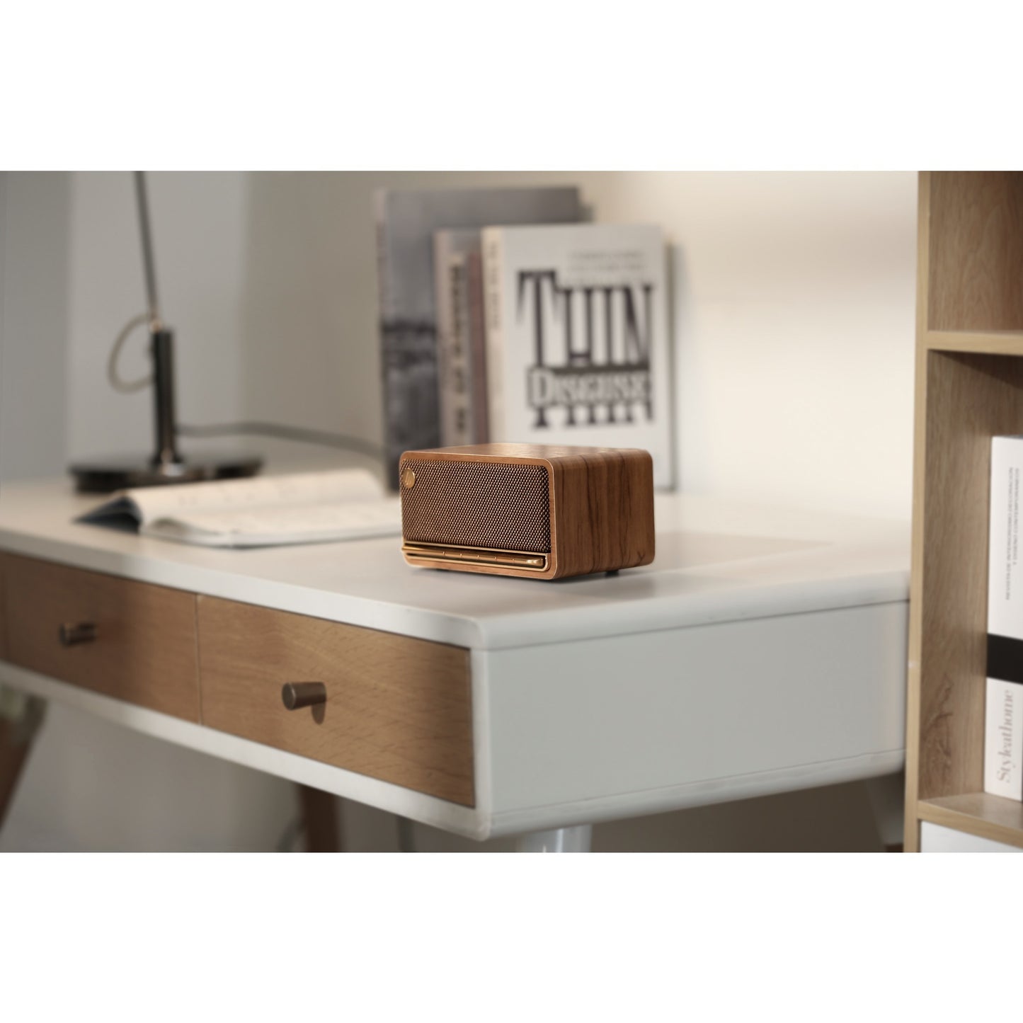 Edifier mp230 retro bluetooth speaker luidspreker (houtkleur, bluetooth, microsd, aux, usb-c)