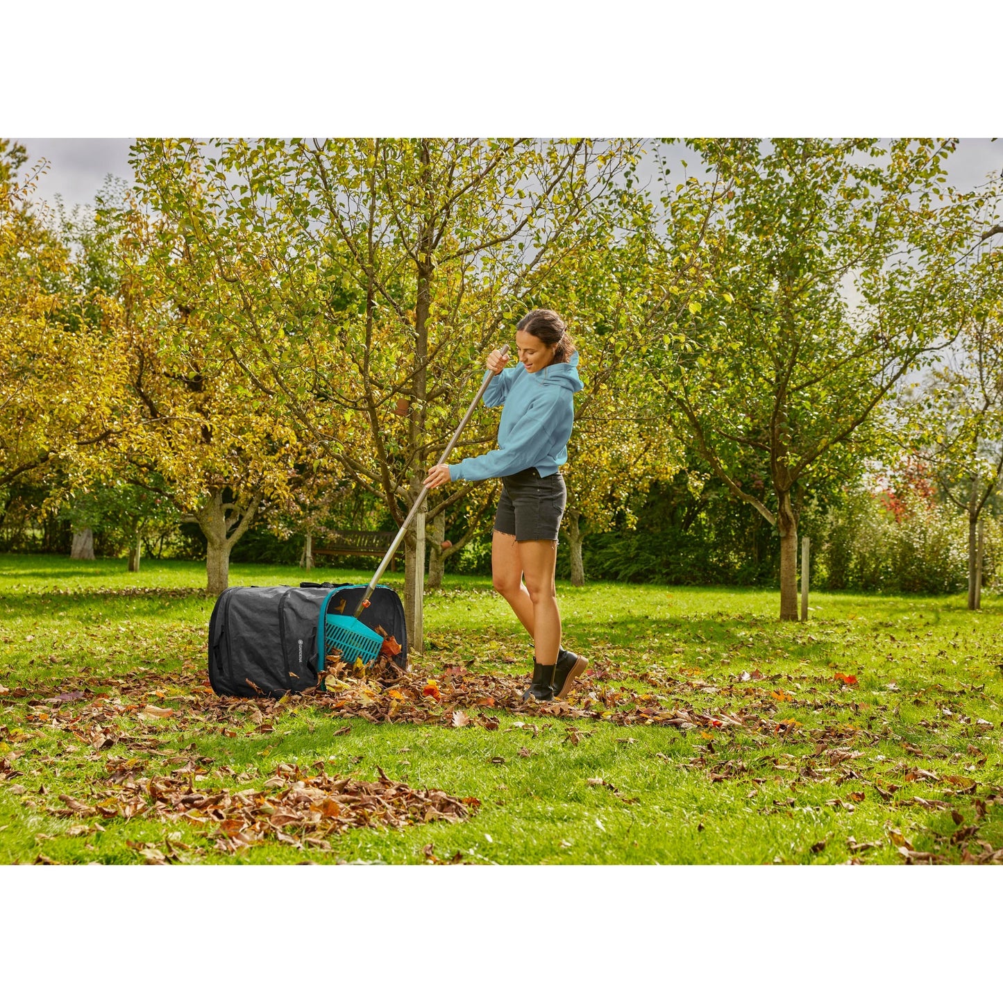 Gardena tuinafvalzak pop-up rechthoekig, maat m (zwart turquoise, tot 130 liter)