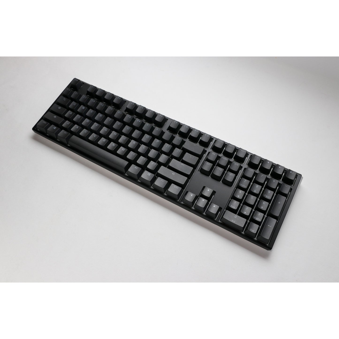 Ducky one 3 classic rgb mechanisch toetsenbord (zwart, us lay-out (qwerty), cherry mx brown, 100%, rgb led, double-shot pbt, hot-swappable, quack mechanics)
