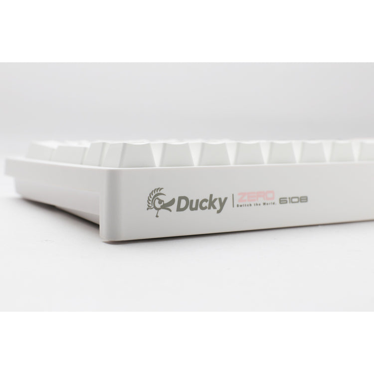 Ducky zero 6108 pure white rgb mechanisch gaming toetsenbord (wit, us lay-out (qwerty), cherry mx2a speed silver, 100%, rgb leds, double-shot pbt, hot swap, 2.4ghz | bluetooth | usb-c)