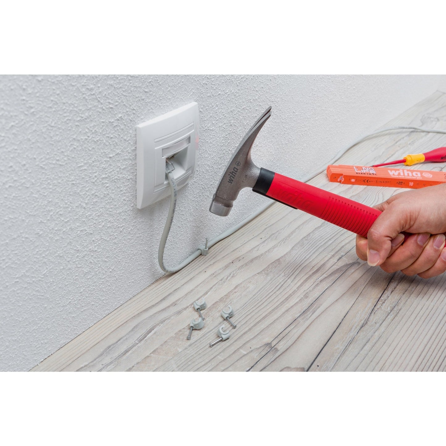Wiha elektrikerhammer hamer (rood)