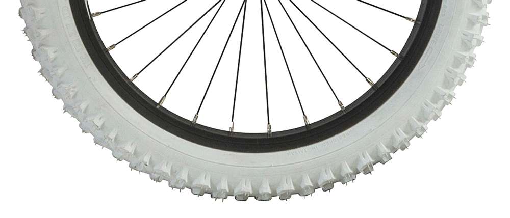 Cube kids 160 tire by kenda