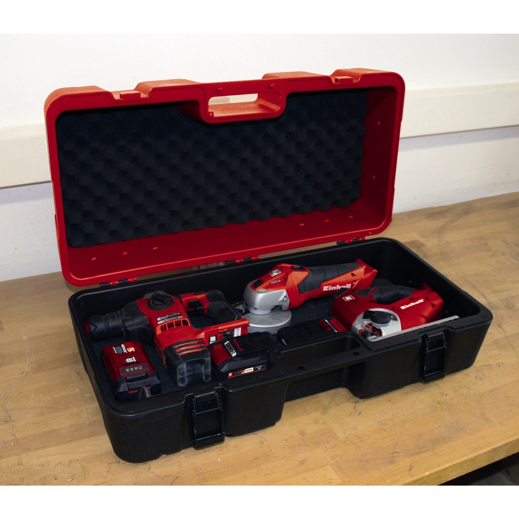 Einhell koffer e-box l70 35 - voor universele opslag - max. laadvermogen: 50 kg - zachtschuimbekleding - spatwaterdichte uitvoering - ergonomische handgreep