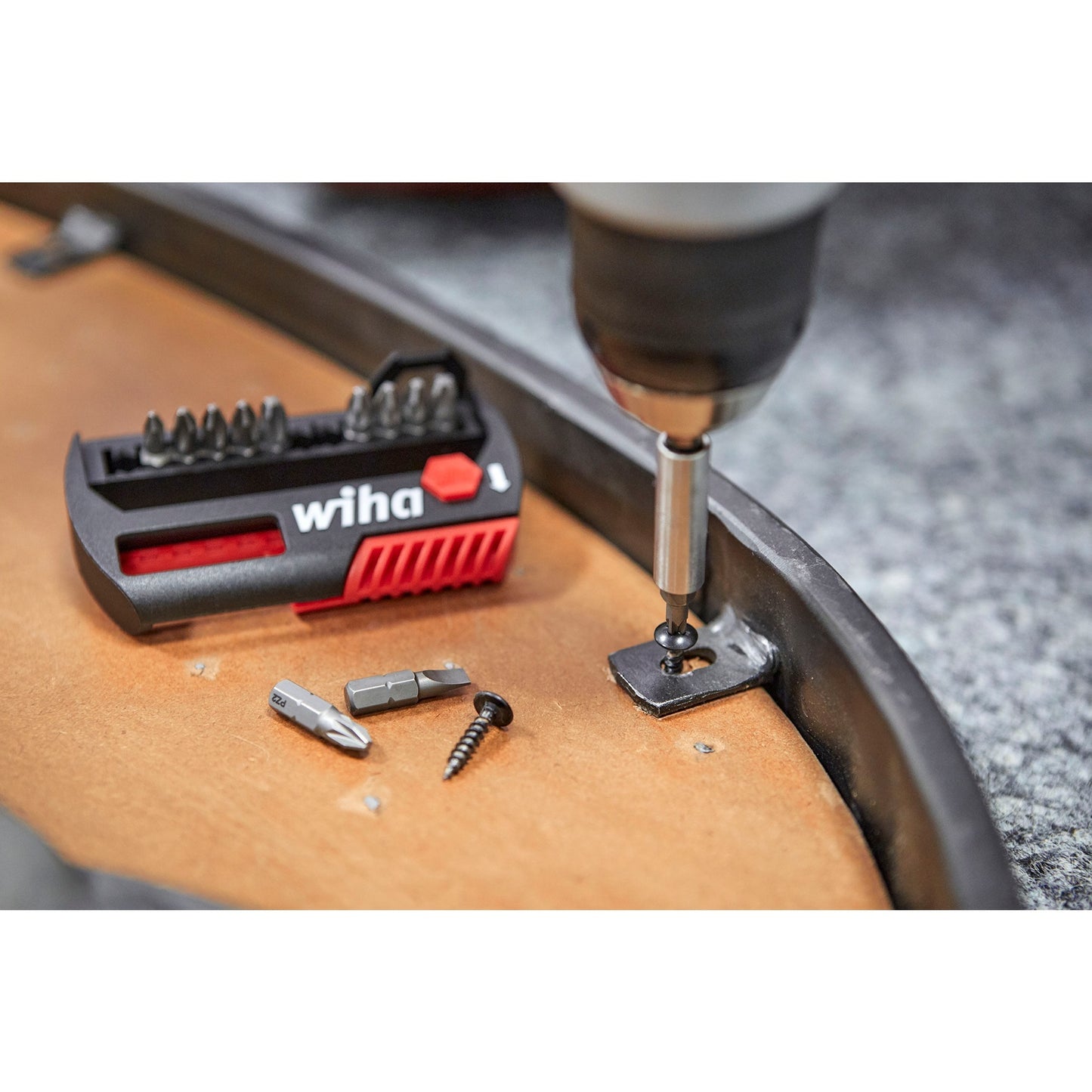 Wiha bitset flipselector standard 25 mm (zwart rood, phillips, pozidriv, torx® 13-delig 1 4 c6,3 met riemclip)