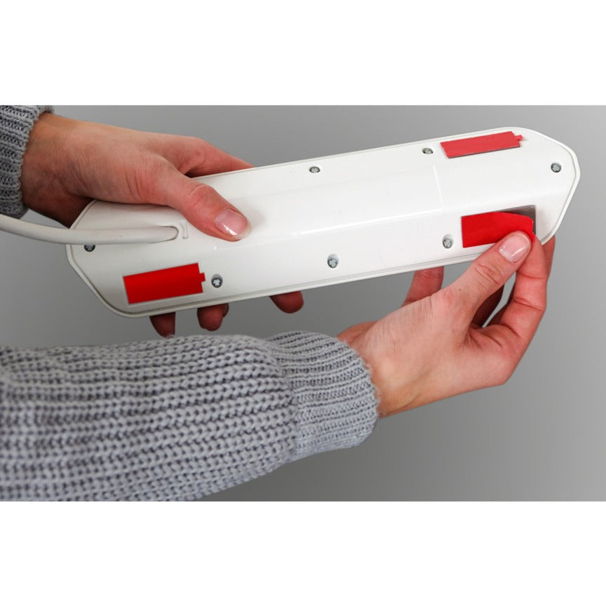 Brennenstuhl estilo hoekstopcontact 4-voudig met usb-oplaadfunctie stekkerdoos (wit roestvrij staal)