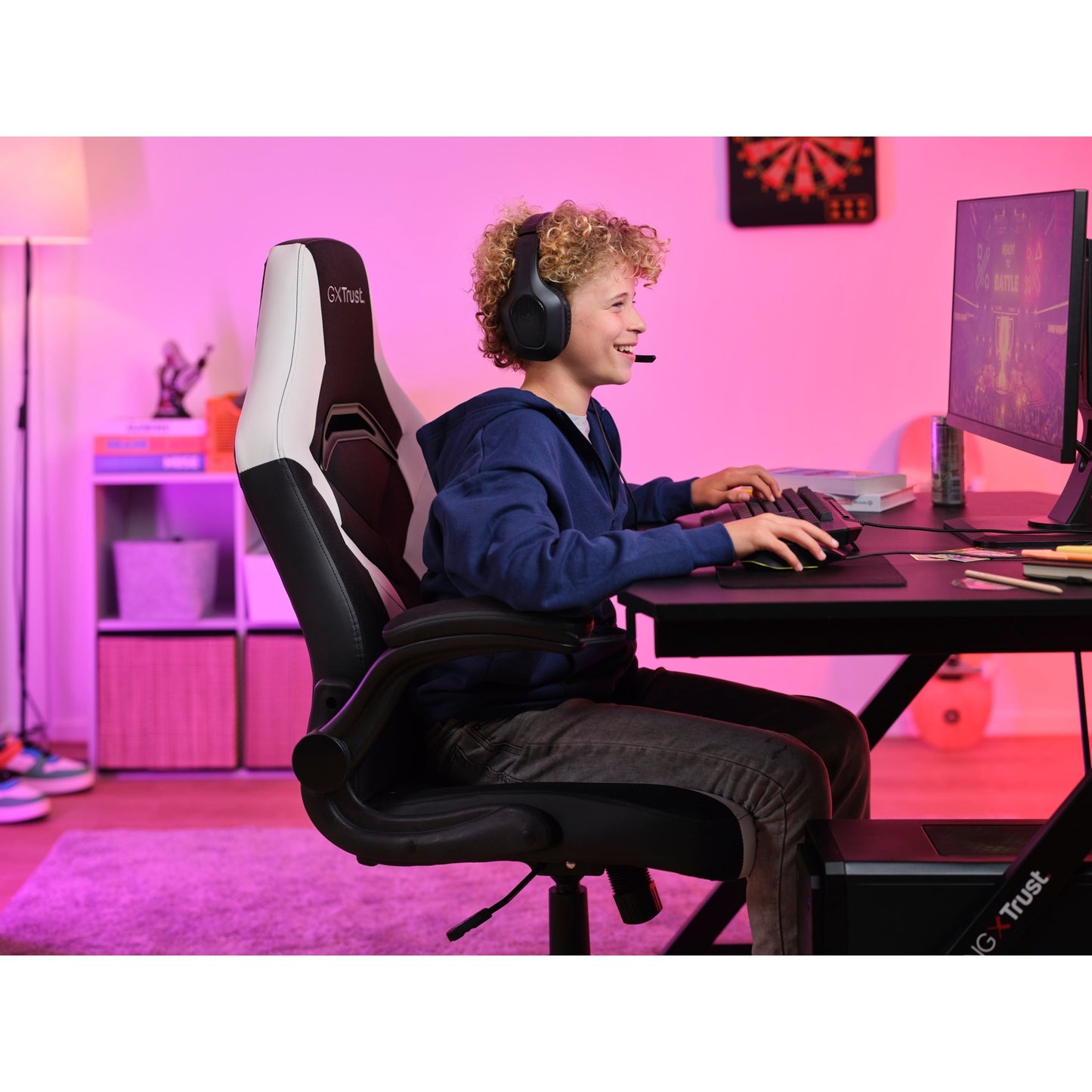 Trust gxt 703w riye gamingstoel (zwart wit)