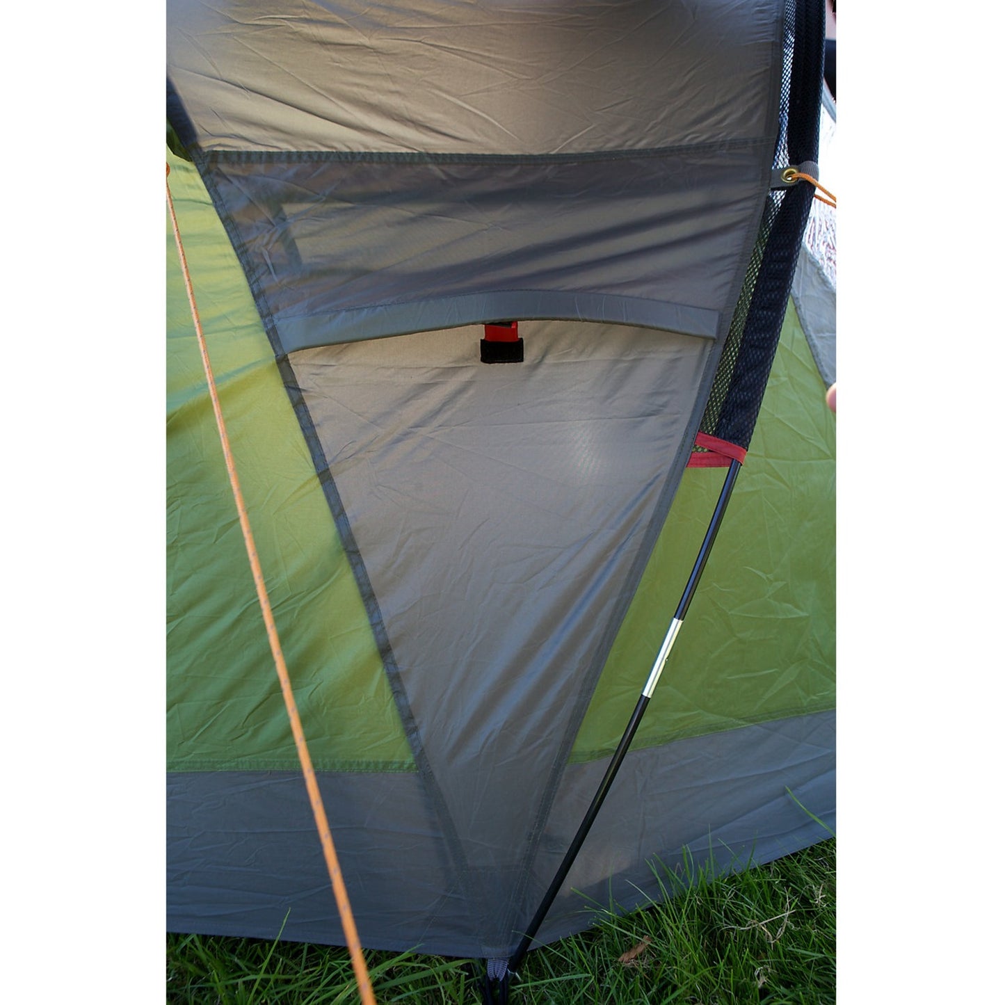 Coleman Darwin 3+ tent