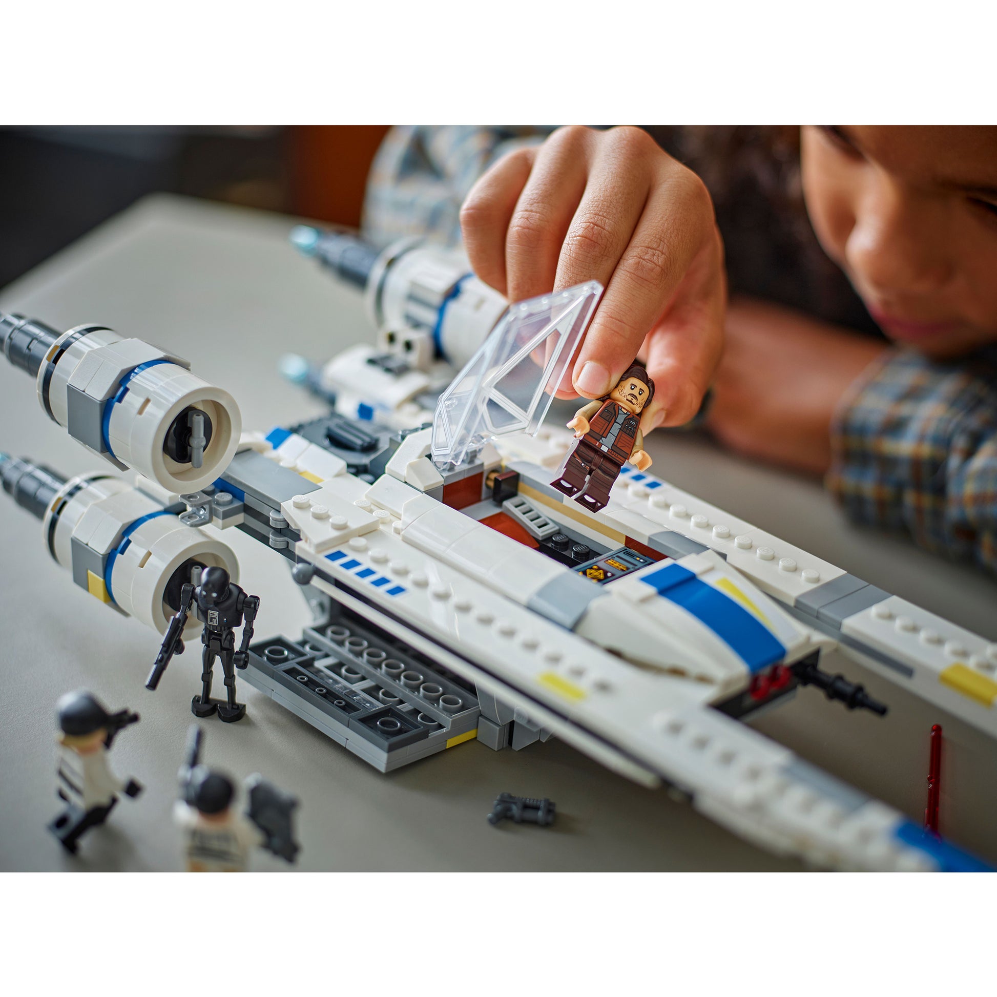 Lego ® star wars: andor™ rebel u-wing starfighter™ - 75399