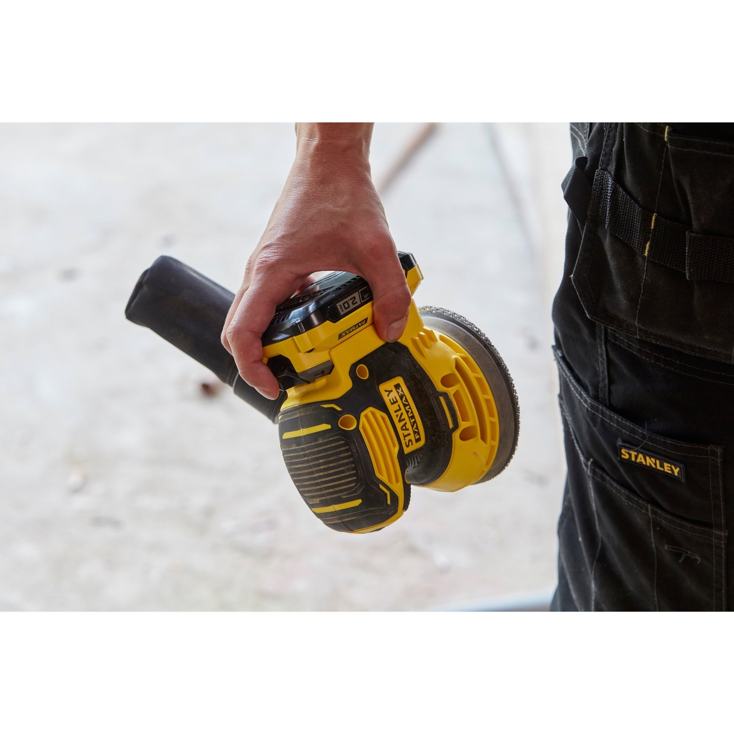 Stanley sfmcw220d1s fatmax® v20 accu excentrische schuurmachine 18v 2.0ah in tas