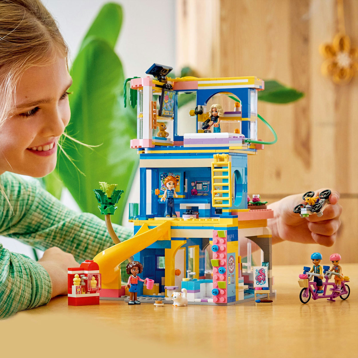 Lego friends 42689 hlc clubhuis