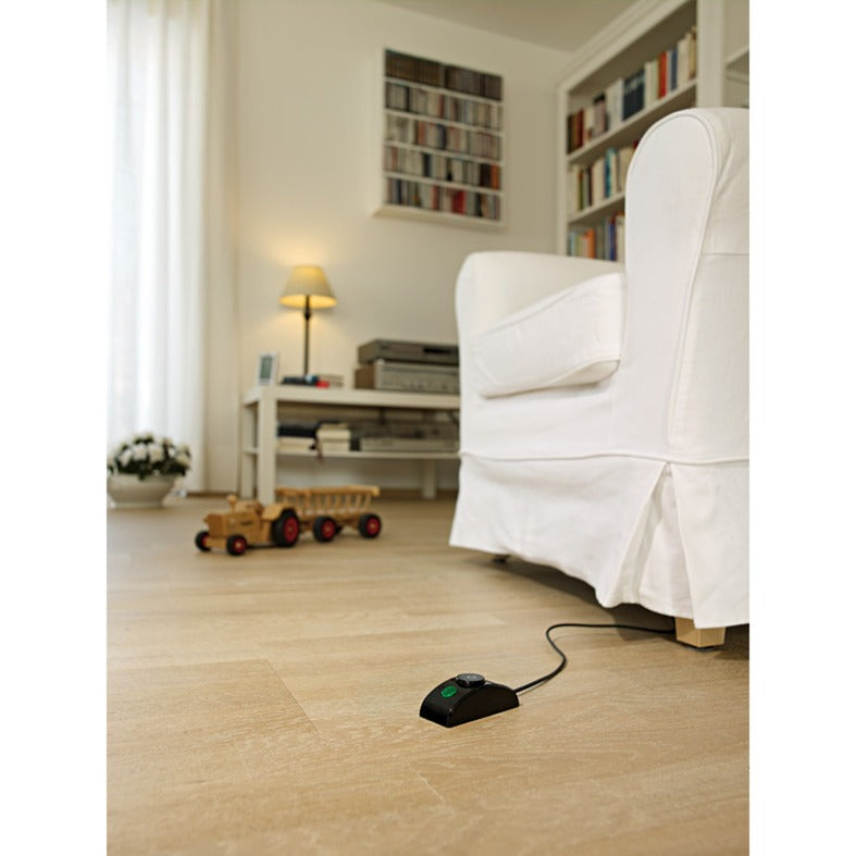 Brennenstuhl primera-tec comfort switch plus 19.500a stekkerdoos met overspanningsbeveiliging 7-voudig zwart 2m h05vv-f 3g1,5 2 permanent, 5 schakelbaar