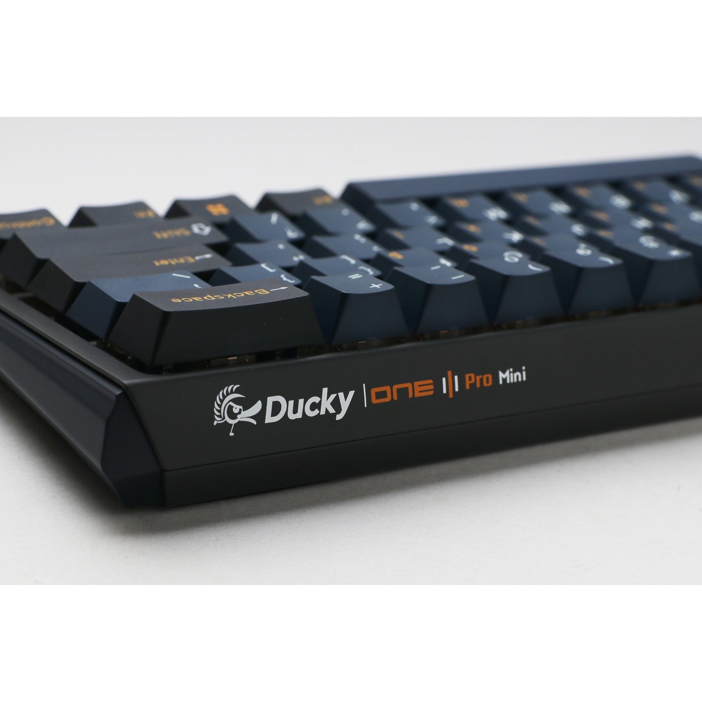 Ducky one 3 pro mini rgb mechanisch gaming toetsenbord (zwart, us lay-out (qwerty), cherry mx2a blue, 60%, rgb led, double-shot pbt, quack mechanics, hot swap)