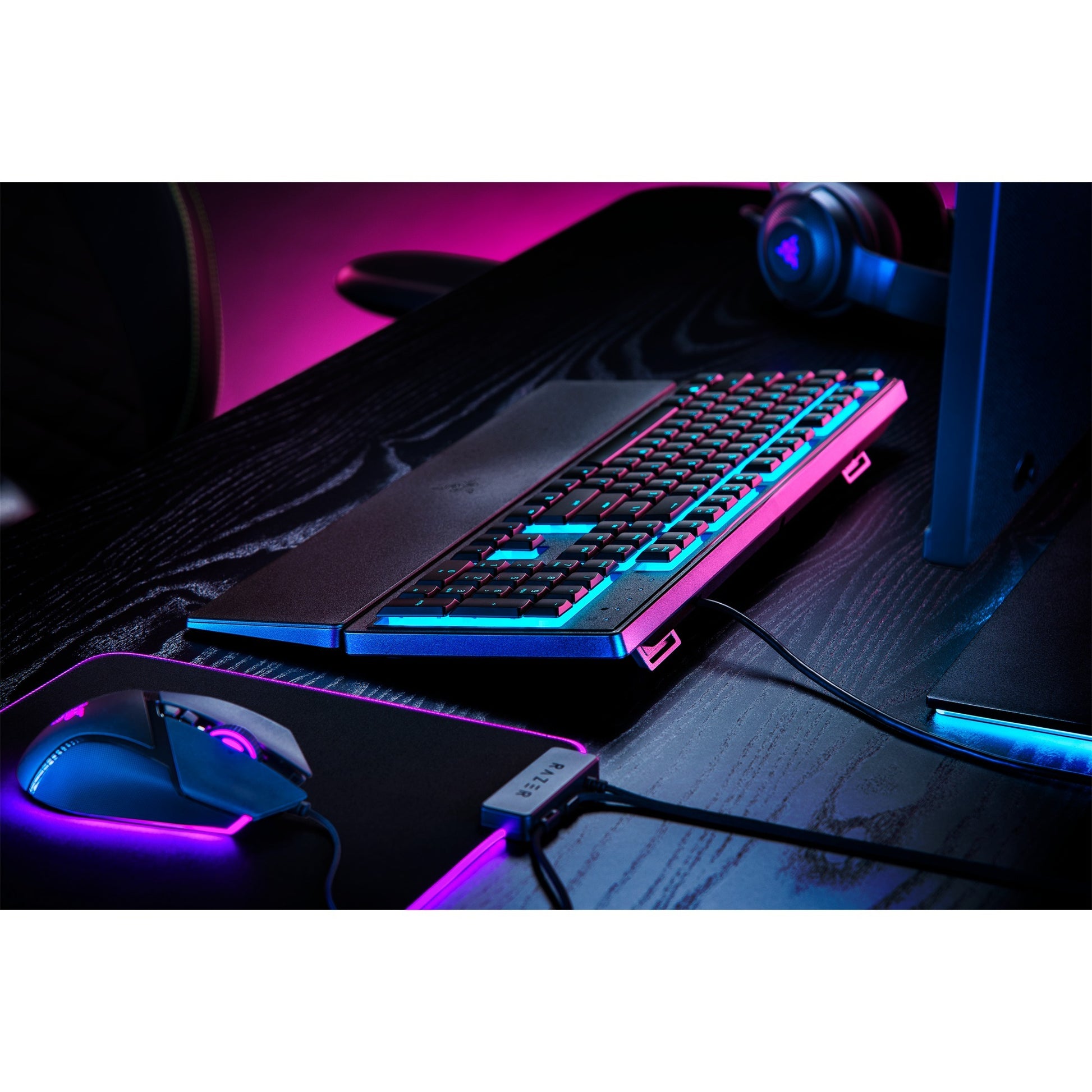 Razer ornata v3 x low profile rgb gaming toetsenbord (zwart, us lay-out (qwerty), membraan, 100%)
