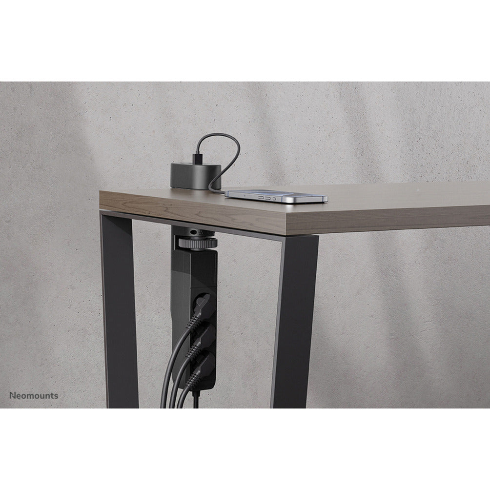 Neomounts ds22-840bl6 bureaucontactdoos met klem en usb-c en usb-a poorten - quick-charge stekkerdoos (zwart)