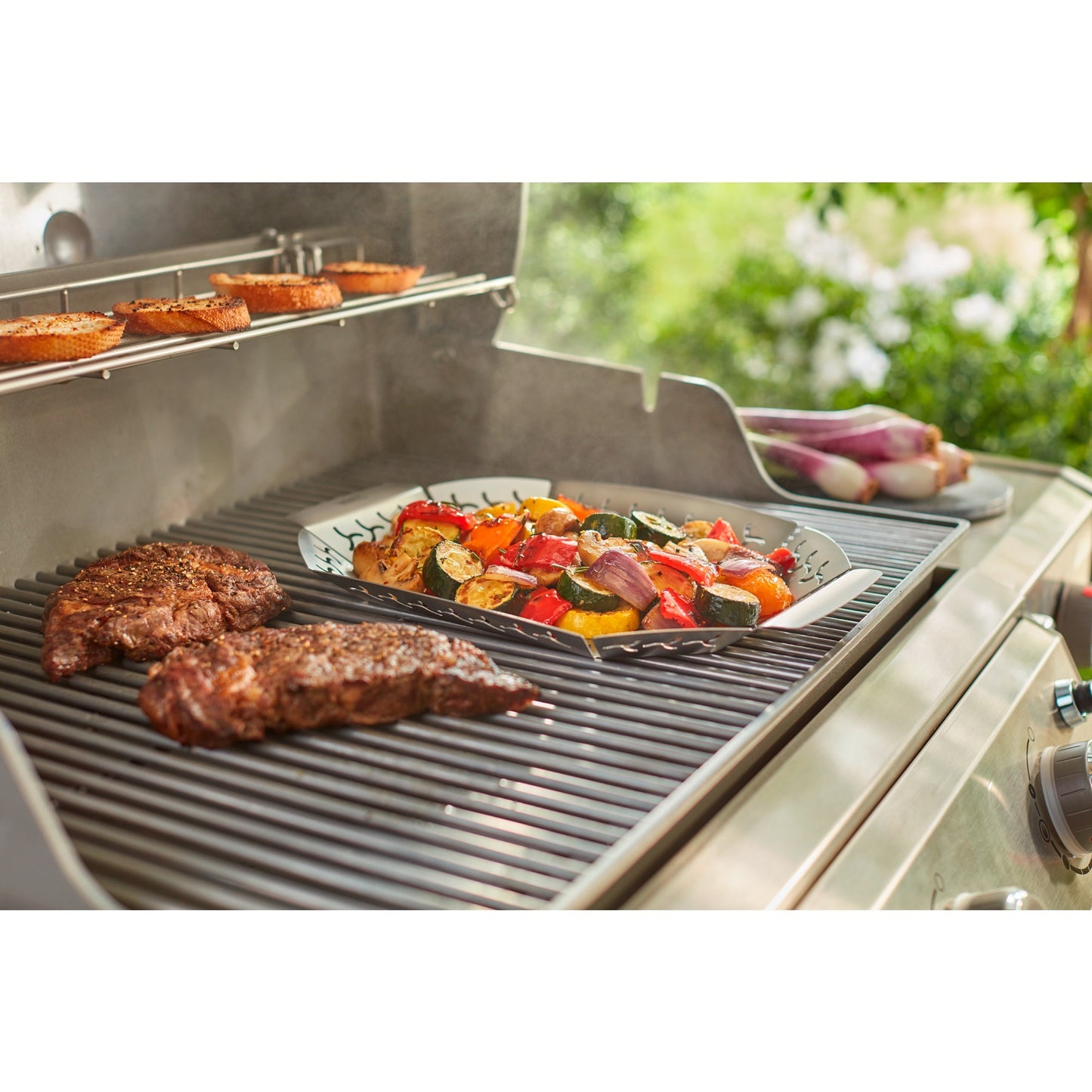Weber premium grillkorf groentekorf (roestvrij staal)