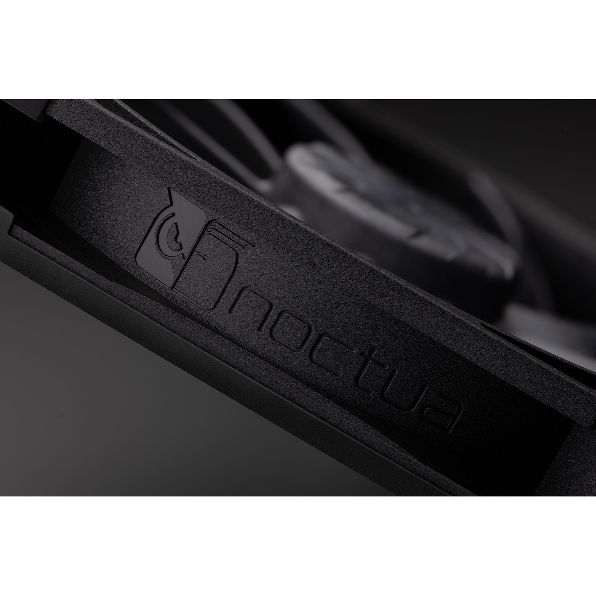 Noctua nf-a14x25 g2 pwm sx2-pp chromax.black case fans (zwart, 2 stuks, 140 x 140 x 25 mm)