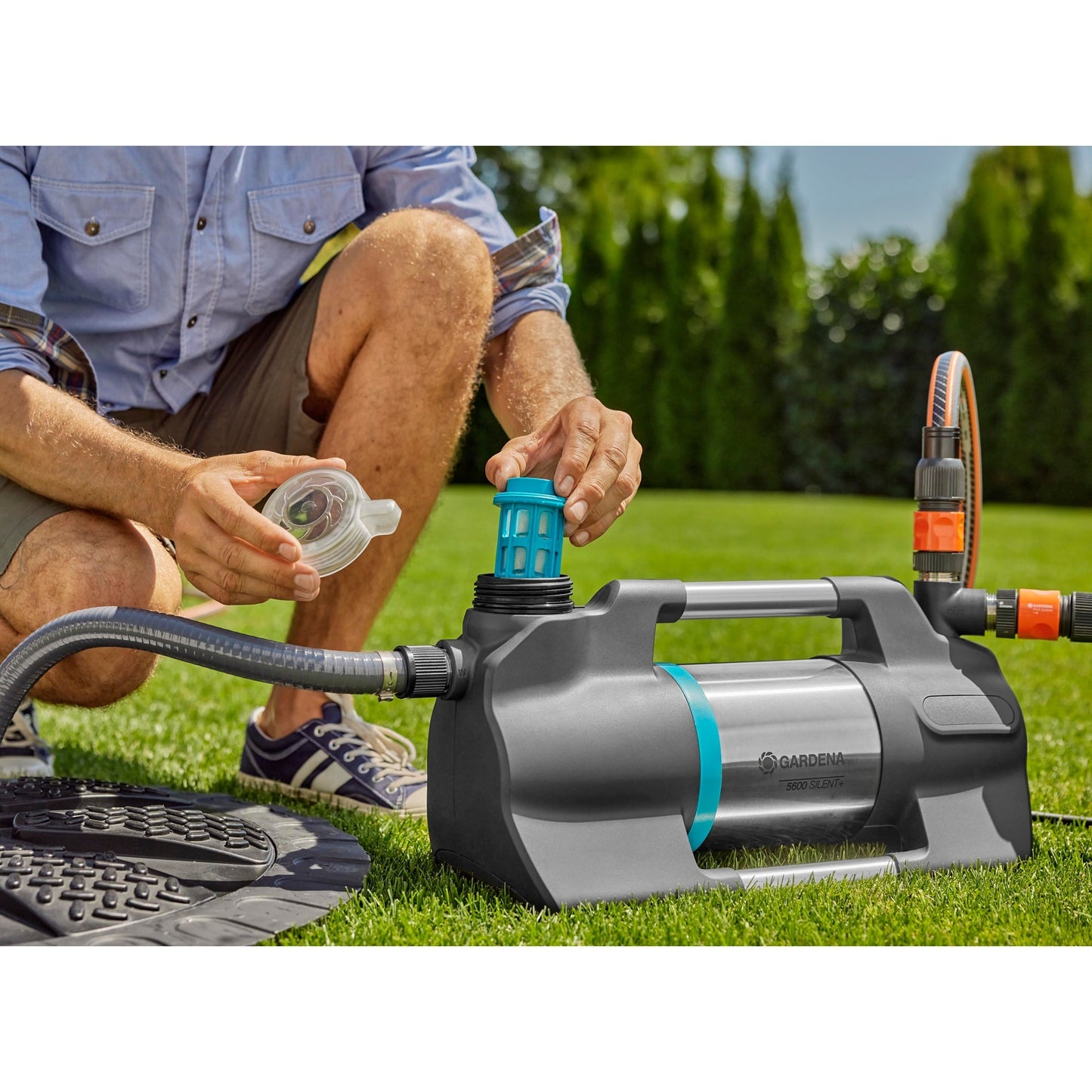 Gardena besproeiingspomp 5600 silent+ (zwart zilver)