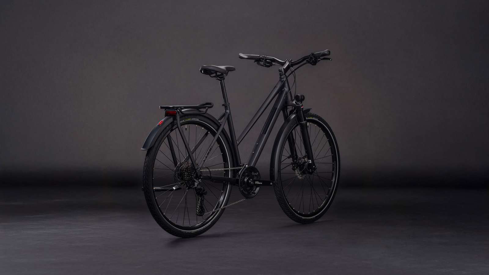 Cube kathmandu pro coal'n'black trapeze