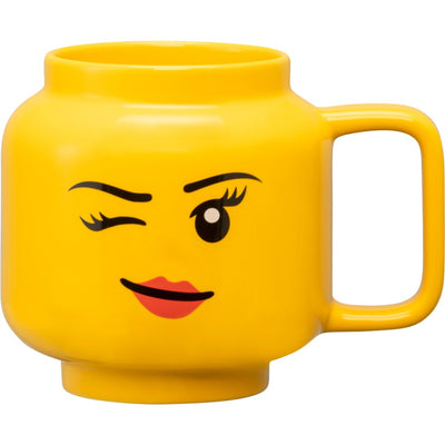 Room copenhagen lego keramische mok - knipogend meisjeshoofd, groot (geel)