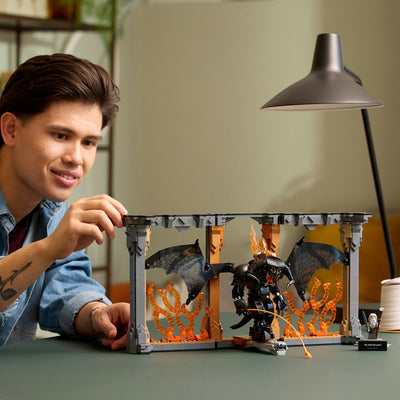 Lego icons boekensteun: the lord of the rings – balrog set - 10367