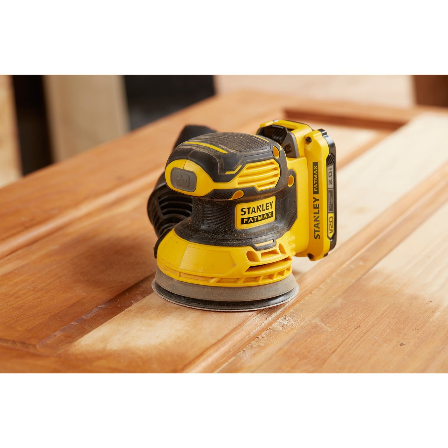 Stanley sfmcw220d1s fatmax® v20 accu excentrische schuurmachine 18v 2.0ah in tas