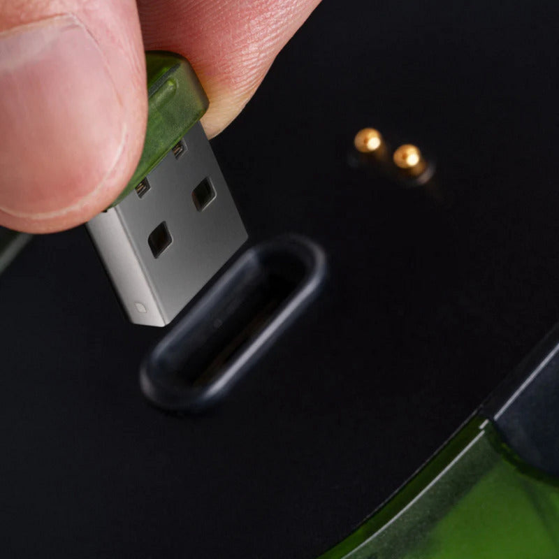 8bitdo retro r8 mouse - xbox edition (groen, 50 - 26000 dpi, bluetooth usb-c 2.4 ghz)