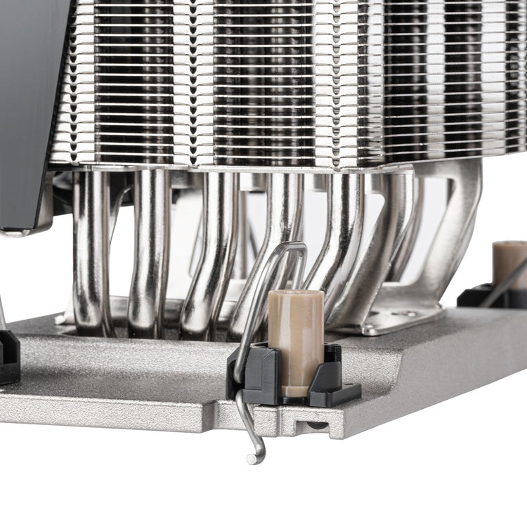 Silverstone sst-xe04-4677vb cpu-koeler (zwart, 4-pins pwm fan-connector)