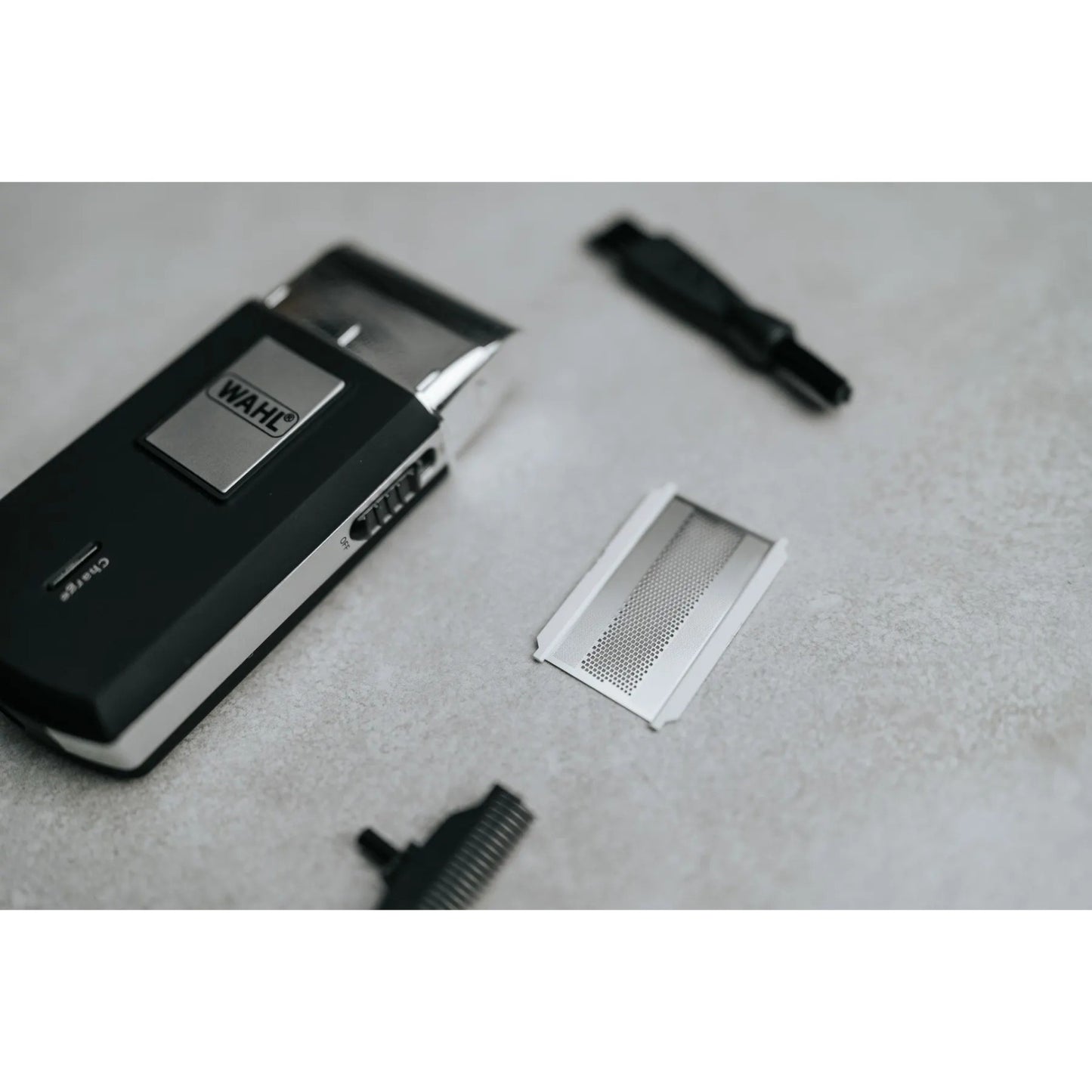 Wahl home products reis set scheerapparaat (zwart wit, 8-delig)