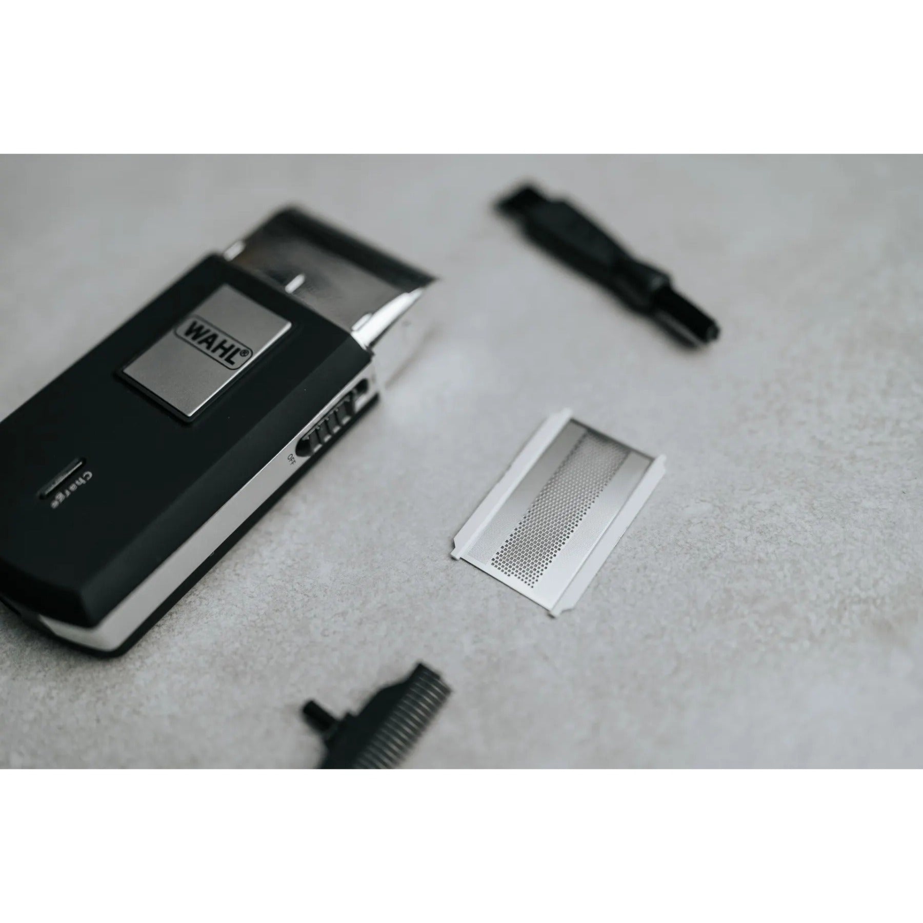 Wahl home products reis set scheerapparaat (zwart wit, 8-delig)