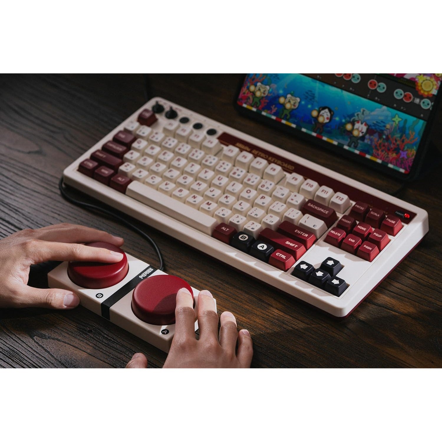 8bitdo retro mechanical keyboard fami edition (beige, us lay-out (qwerty), kailh box white, 80% (tkl), bluetooth low energy, wireless 2.4g, usb)