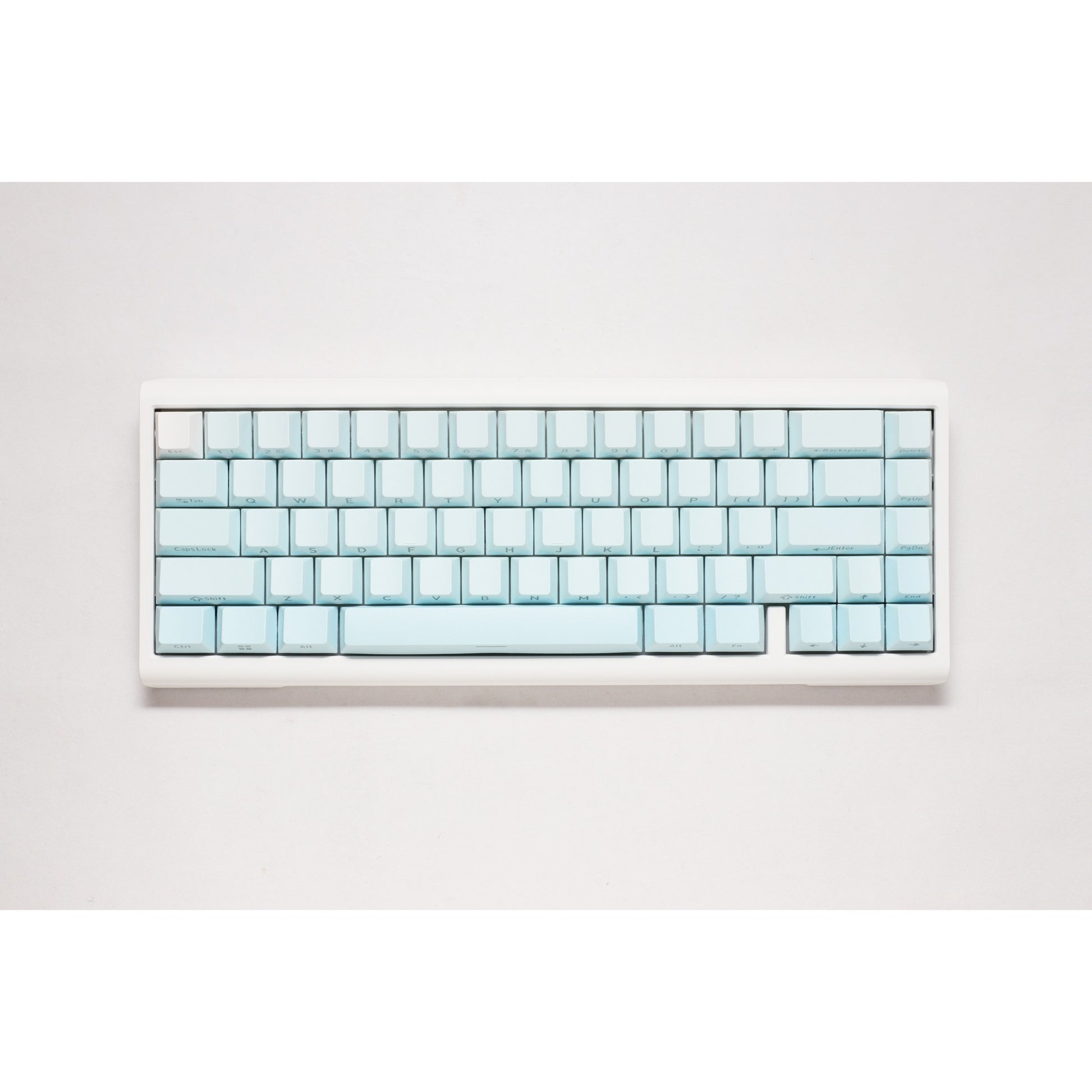 Ducky projectd tinker 65 - pom edition met qmk via rgb mechanisch toetsenbord (lichtblauw, us lay-out (qwerty), kailh box cream pro, 65%, rgb leds, double-shot pbt, hot-swappable pom, gasket mount)