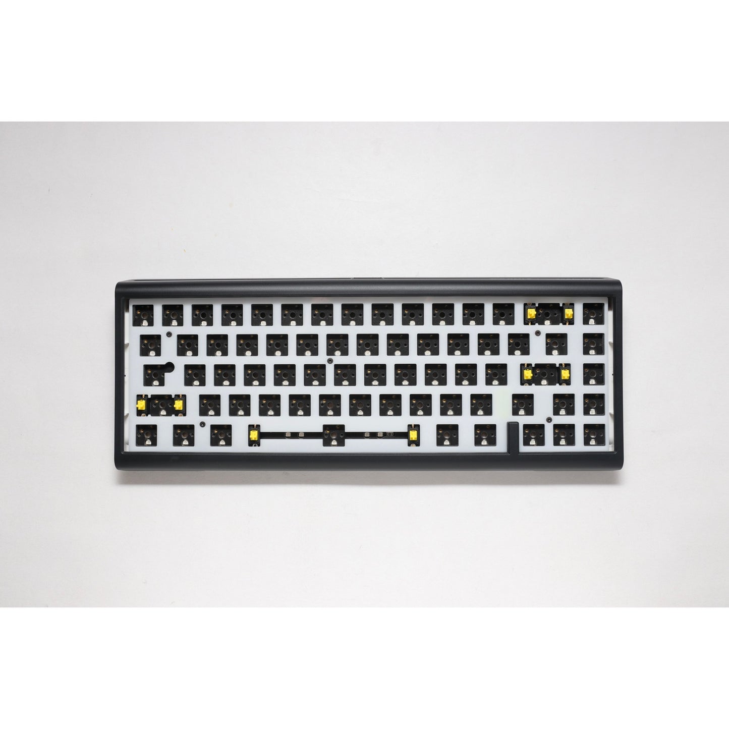 Ducky projectd tinker 65 met qmk via rgb mechanisch toetsenbord (zwart, us lay-out (qwerty), 65%, barebone. rgb leds, hot-swappable, gasket mount)