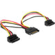 Delock 15-pin sata (male) naar 2x 15-pin sata (female) 90° splitterkabel (0,15 meter)
