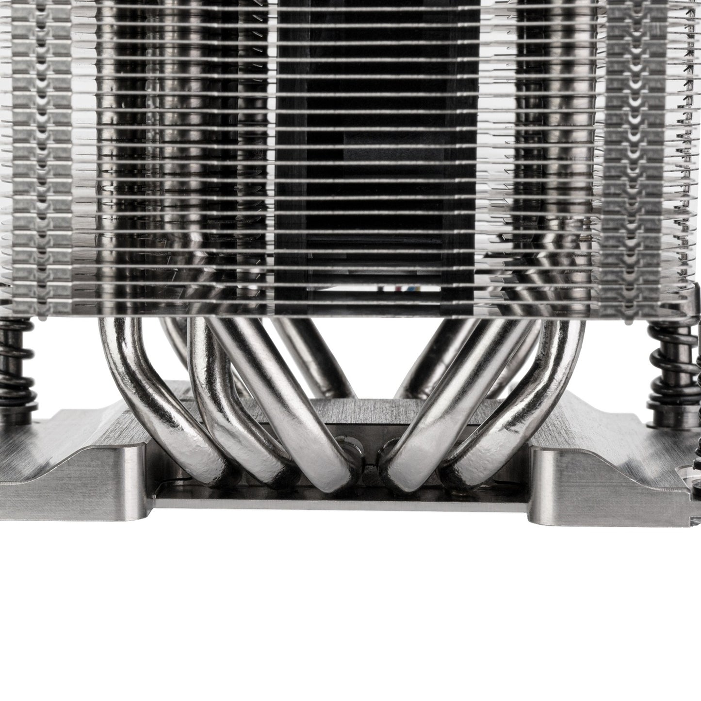 Silverstone sst-xe04-sp6p cpu-koeler (4-pins pwm fan-connector)