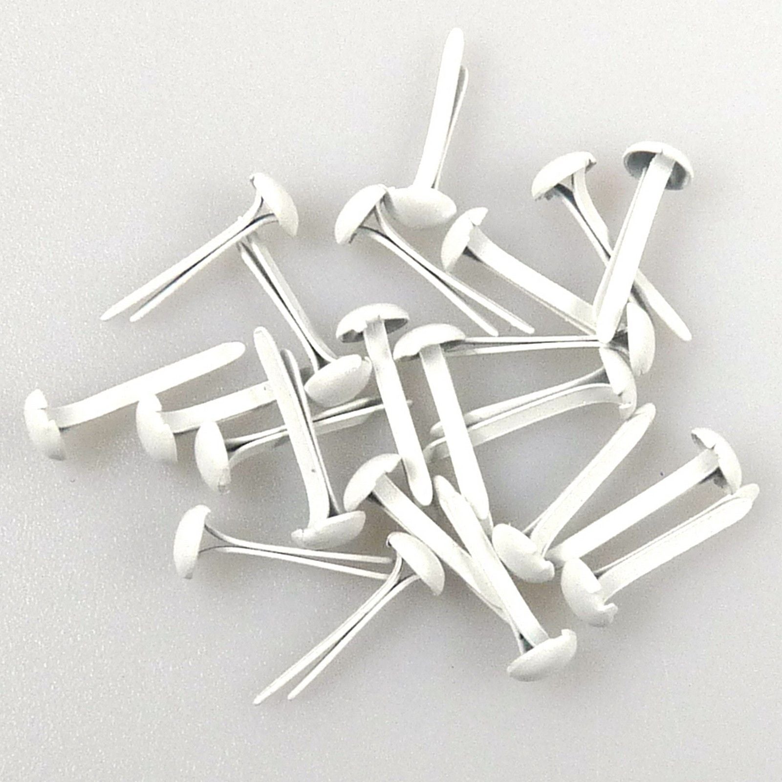 Nellie's choice • floral brads 3mm (40stuks pkg) white