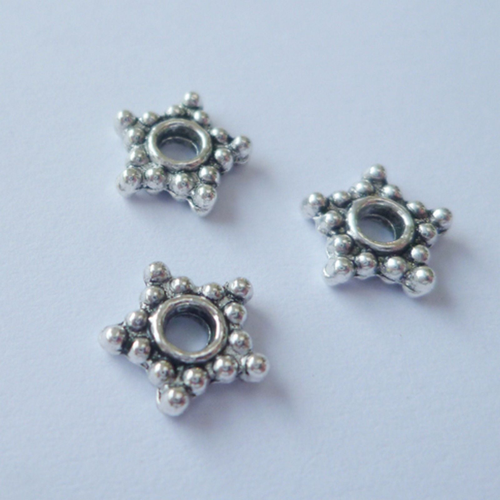 Nellie's choice • floral spacers 20stuks silver nr. 3