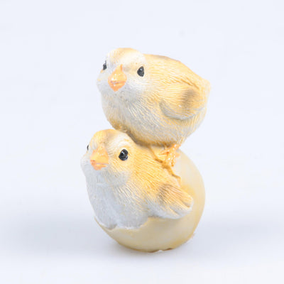 Farmwood animals tuinbeeld kuikentjes op elkaar 8cm hangend aan touwtje