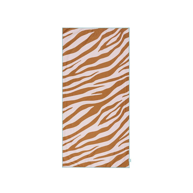 Vibrant stripes | oranje wit microvezel handdoek 135 x 65 cm