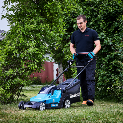Makita dlm432pt2 | lxt accu grasmaaier 2x18v 43cm in doos (2x 5.0ah accu + dc18rd duolader) - dlm432pt2